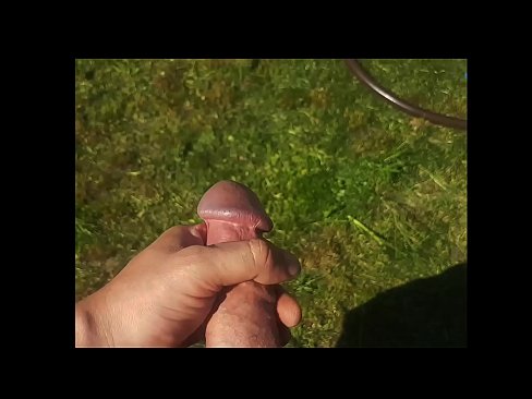 ❤️ Hot hottie meunang nya pink pussy fucked jeung cums kalawan squirt di taman usum panas ️ ngan porno di urang ❤